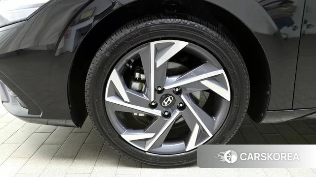 Hyundai The New Avante (CN7) id 4266205 из Кореи 25