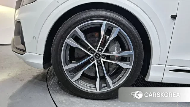 Audi SQ8 (4M) id 3401969 из Кореи 15