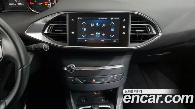 Peugeot 308 second generation id 2638650 из Кореи 15