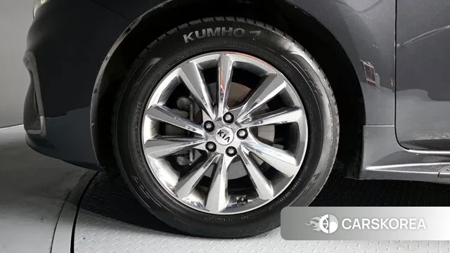 Kia The New Carnival id 3728698 из Кореи 15