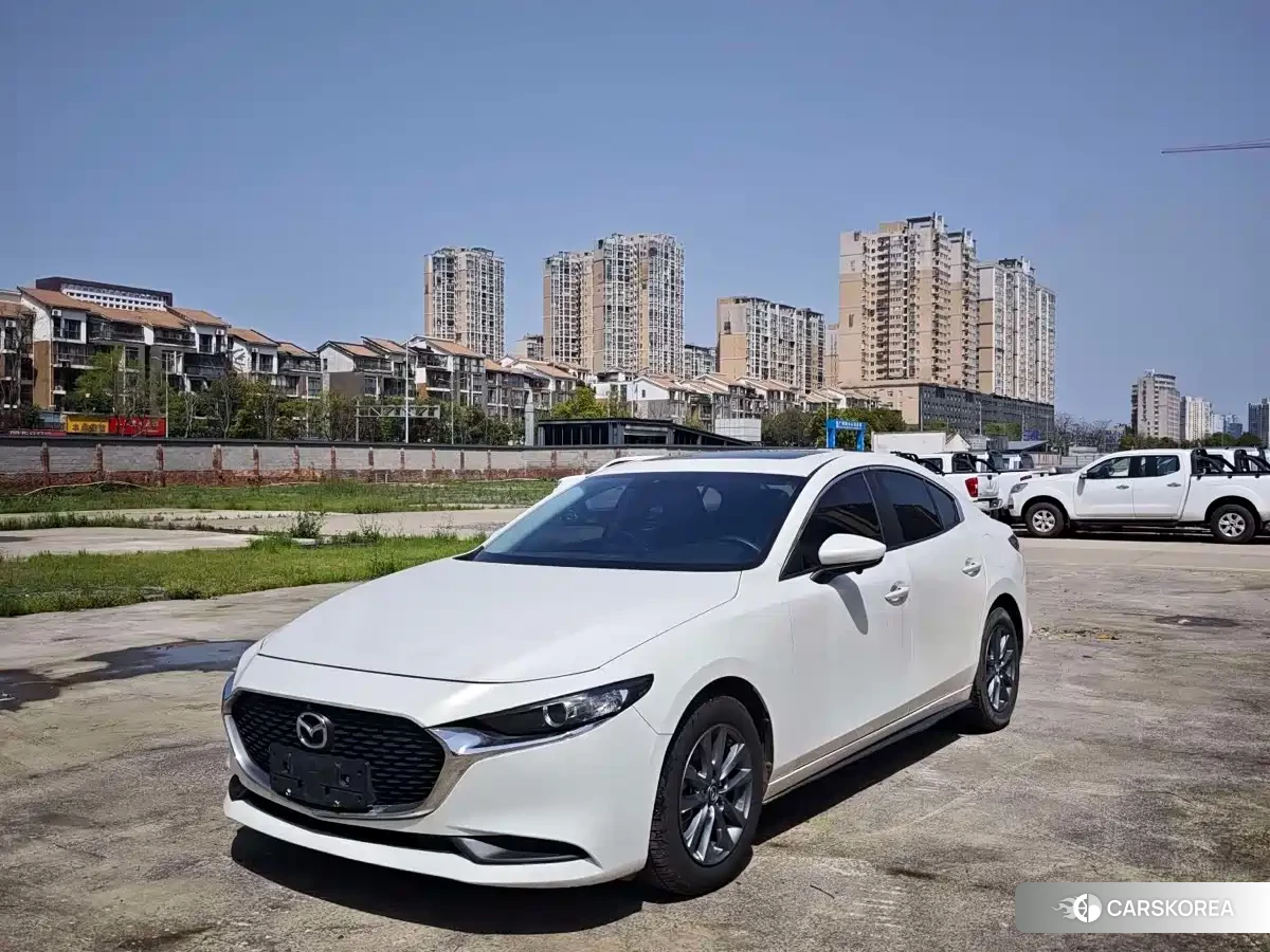 Mazda 3 2021 Белый из Китая, фото 5