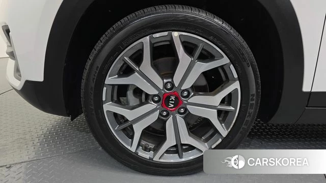 Kia Seltos id 4574020 из Кореи 15