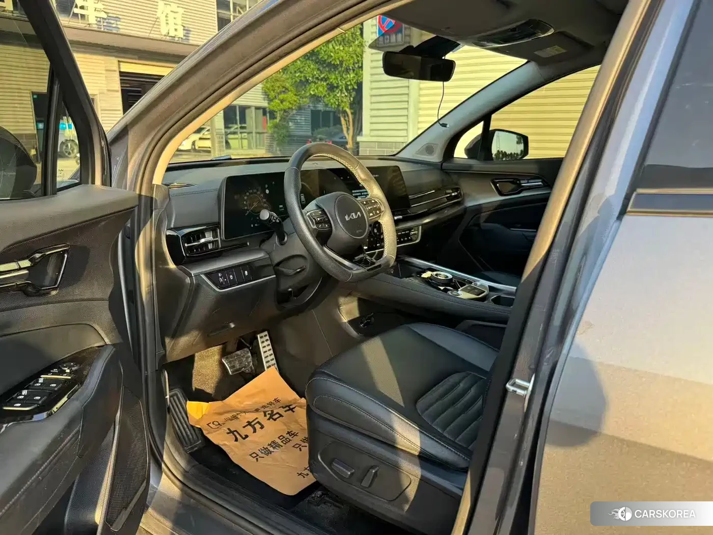 Kia Sportage 2024 Silver/gray из Китая, фото 6