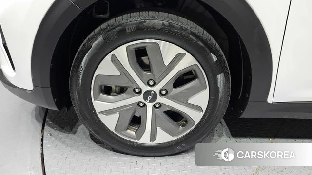 Kia Niro Plus id 3799438 из Кореи 15