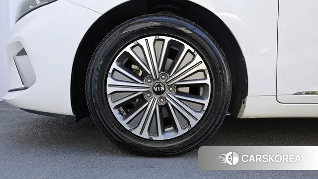 Kia K7 Premier Hybrid id 3044543 из Кореи 15