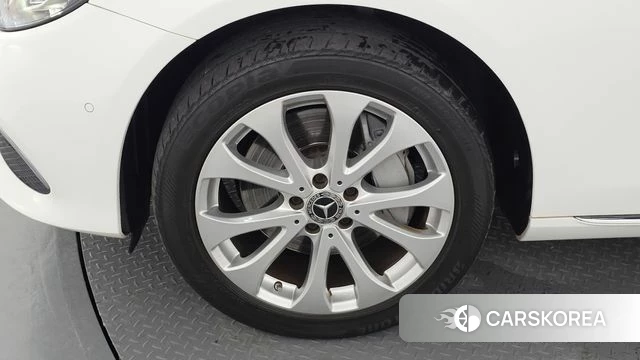 Mercedes-Benz E-Class W213 id 4424802 из Кореи 28