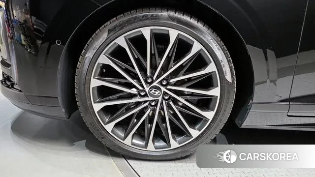 Hyundai Grandeur Hybrid (GN7) id 3365482 из Кореи 15