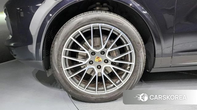 Porsche Cayenne (PO536) id 3860382 из Кореи 15