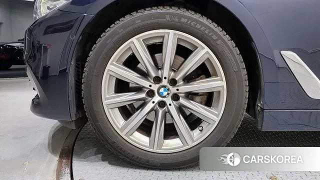 BMW 5 Series (G30) id 3292010 из Кореи 15