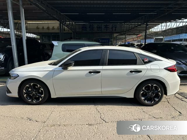 Honda Civic 2023 Белый из Китая, фото 5