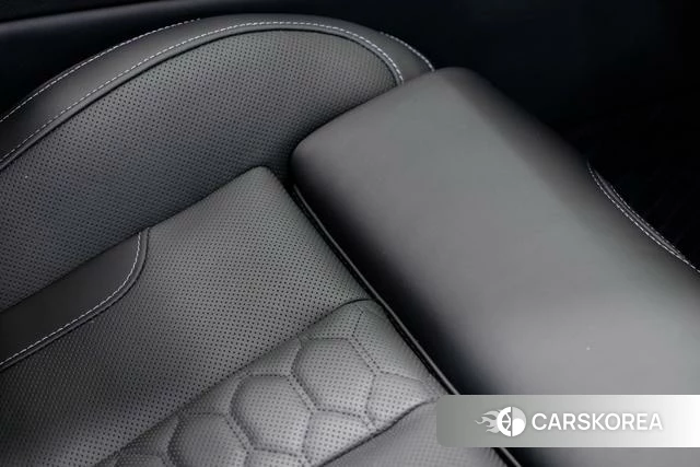 BMW X6 M id 4238876 из Китая 34