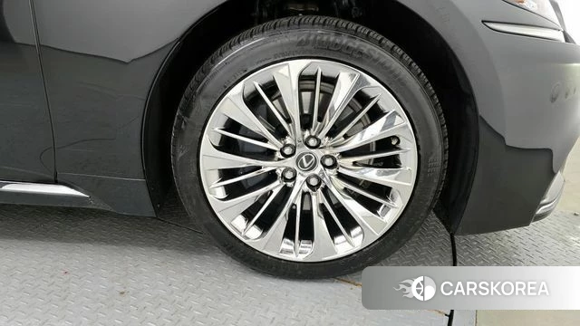 Lexus LS500h 5th generation id 3814514 из Кореи 15