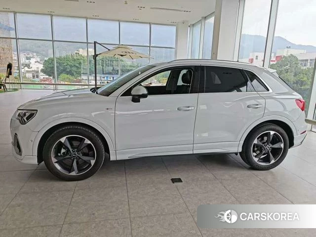 Audi Q3 2023 Белый из Китая, фото 5