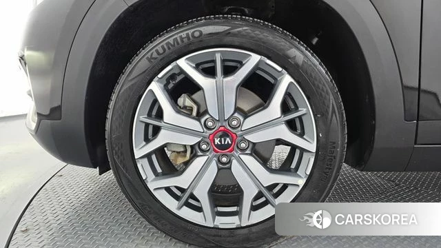 Kia Seltos id 4225034 из Кореи 26