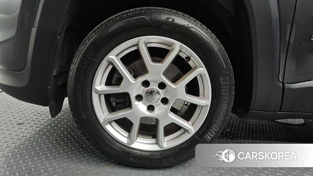 Jeep Renegade id 4203149 из Кореи 15