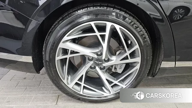 Genesis G90 (RS4) id 3751417 из Кореи 15