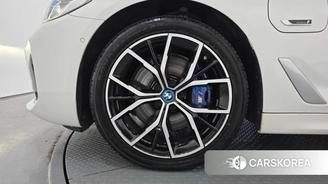 BMW 5 Series (G30) id 4443429 из Кореи 15