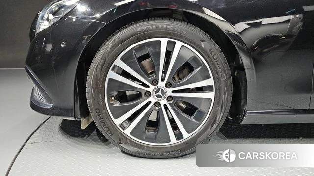 Mercedes-Benz E-Class W213 id 4524970 из Кореи 29