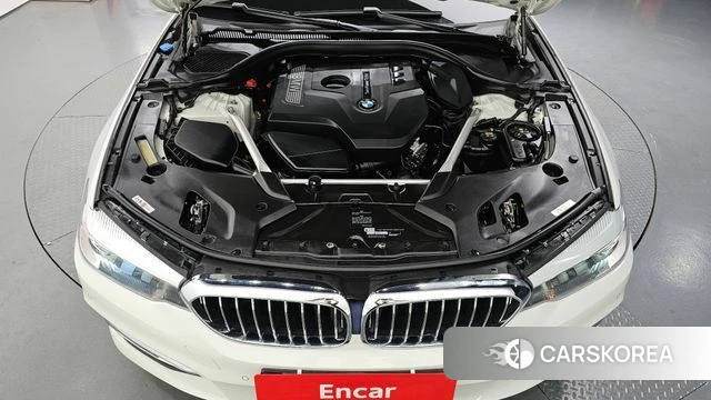 BMW 5 Series (G30) id 4356696 из Кореи 29
