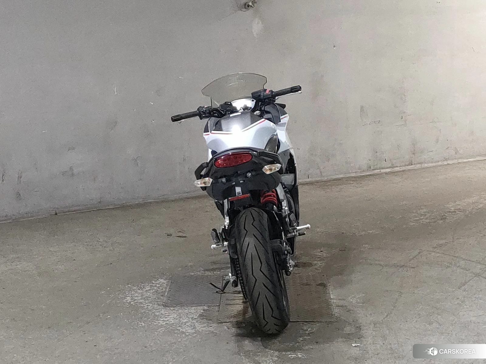 Kawasaki NINJA 400R 2014 из Японии, фото 2