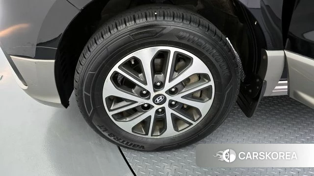 Hyundai The New Grand Starex id 4245751 из Кореи 31