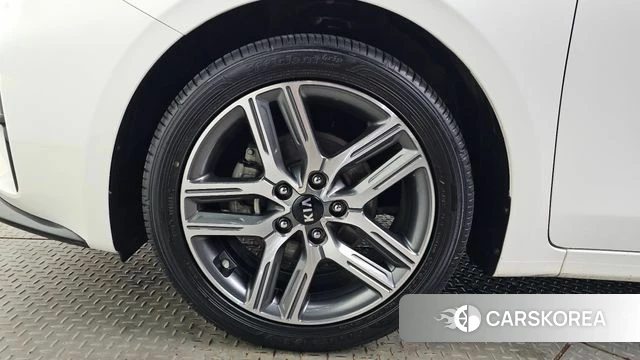 Kia Come New K3 id 4496626 из Кореи 25