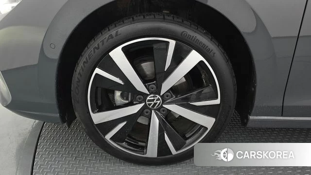 Volkswagen Golf 8th Generation id 3914149 из Кореи 15