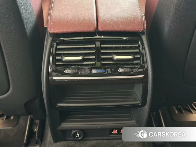 BMW 5 series PHEV id 4221799 из Китая 22