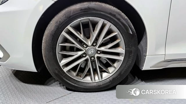 Hyundai Grandeur IG id 3942626 из Кореи 15