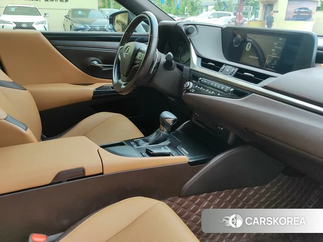 Lexus ES id 4291527 из Китая 7