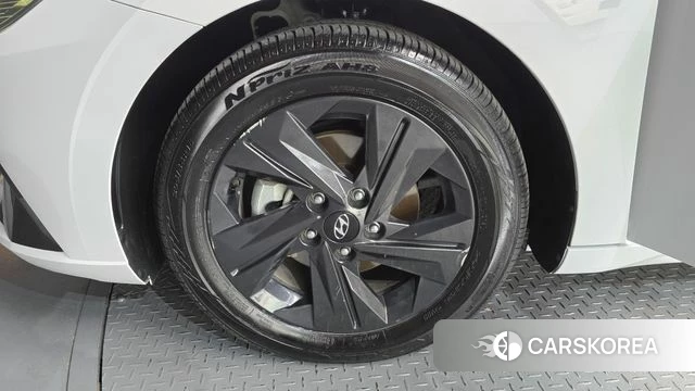 Hyundai Avante Hybrid (CN7) id 4408860 из Кореи 25