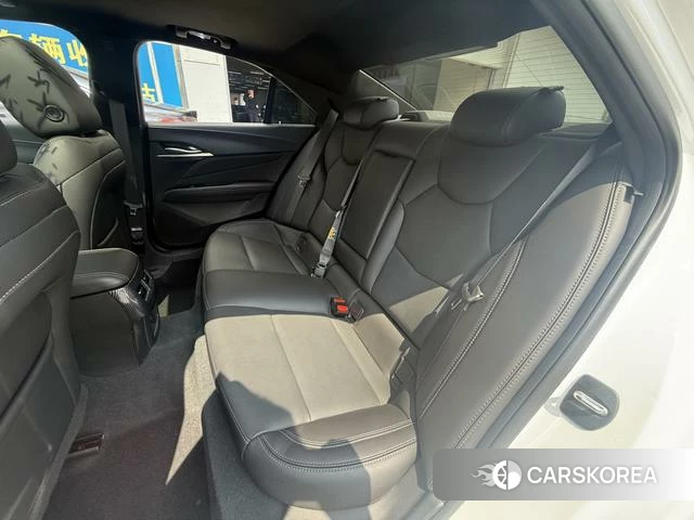 Cadillac CT4 id 3913826 из Китая 19