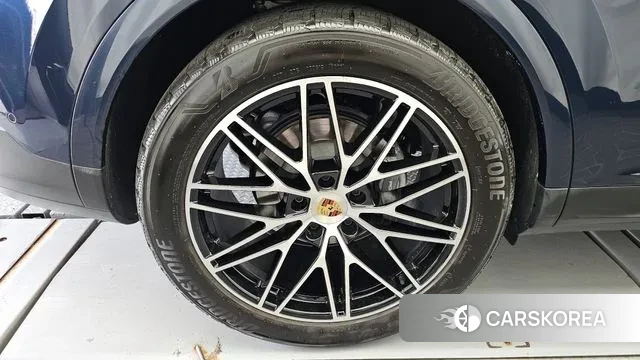 Porsche Cayenne (PO536) id 2963763 из Кореи 15