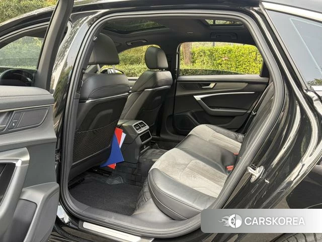 Audi A6L id 4272639 из Китая 8