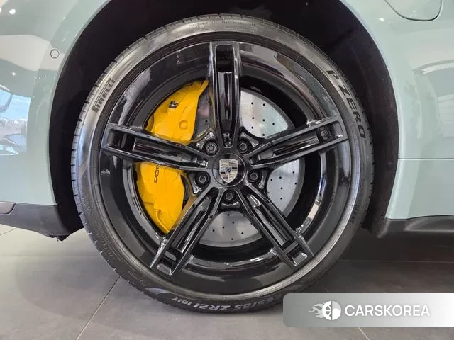 Porsche Taycan id 3731394 из Кореи 7