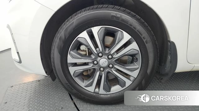 Kia The New Carnival id 4362684 из Кореи 28