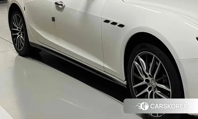 Maserati Ghibli 2018 Белый из Кореи, фото 5