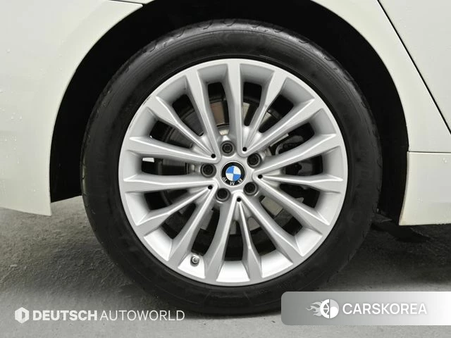 BMW 5 Series (G30) id 4355198 из Кореи 15