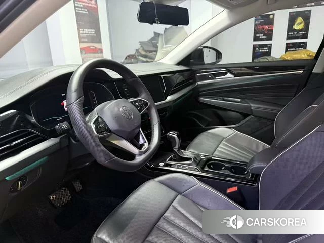Volkswagen Passat id 4353661 из Китая 8