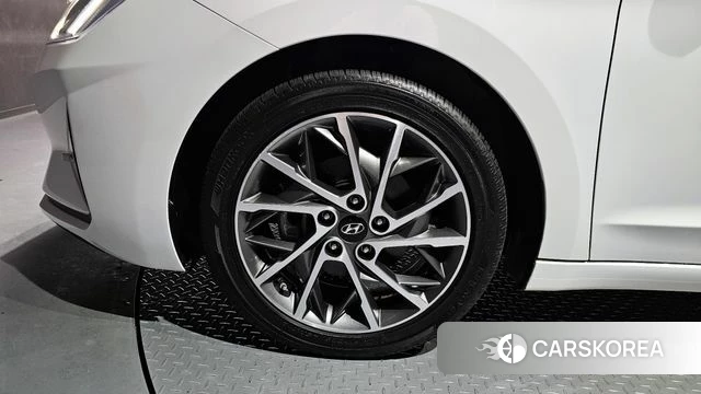 Hyundai The New Avante AD id 3828698 из Кореи 15