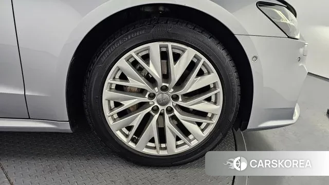 Audi A7 (4K) id 3691858 из Кореи 15