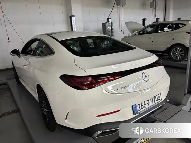 Mercedes-Benz CLE-Class C236 2025 Белый из Кореи, фото 5