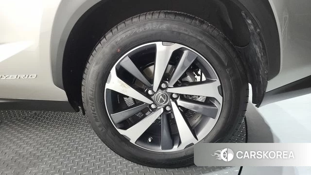 Lexus NX300h id 4638000 из Кореи 32