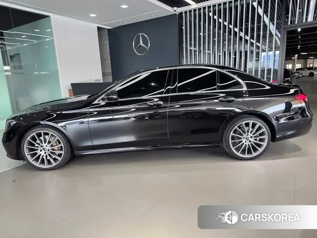 Mercedes-Benz E-Class W213 2022 Черный из Кореи, фото 6