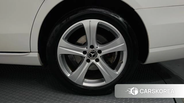 Mercedes-Benz E-Class W213 id 3867440 из Кореи 15