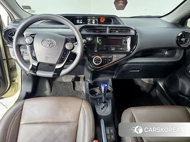 Toyota Prius C id 3499957 из Кореи 15