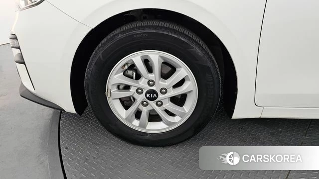 Kia Come New K3 id 4196883 из Кореи 25