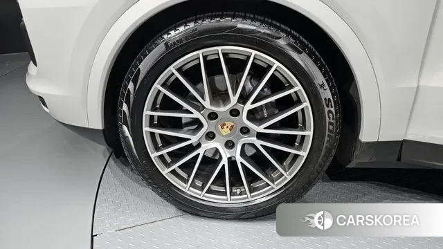 Porsche Cayenne (PO536) id 3036676 из Кореи 15