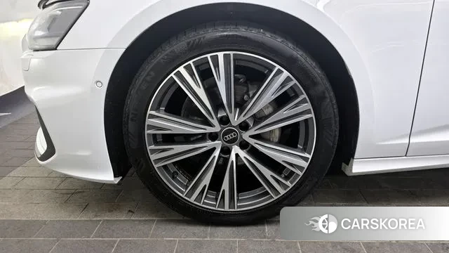 Audi A6 (C8) id 3654445 из Кореи 15