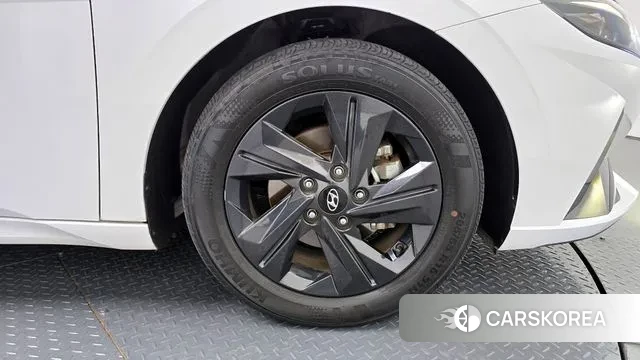 Hyundai Avante (CN7) id 3302246 из Кореи 15